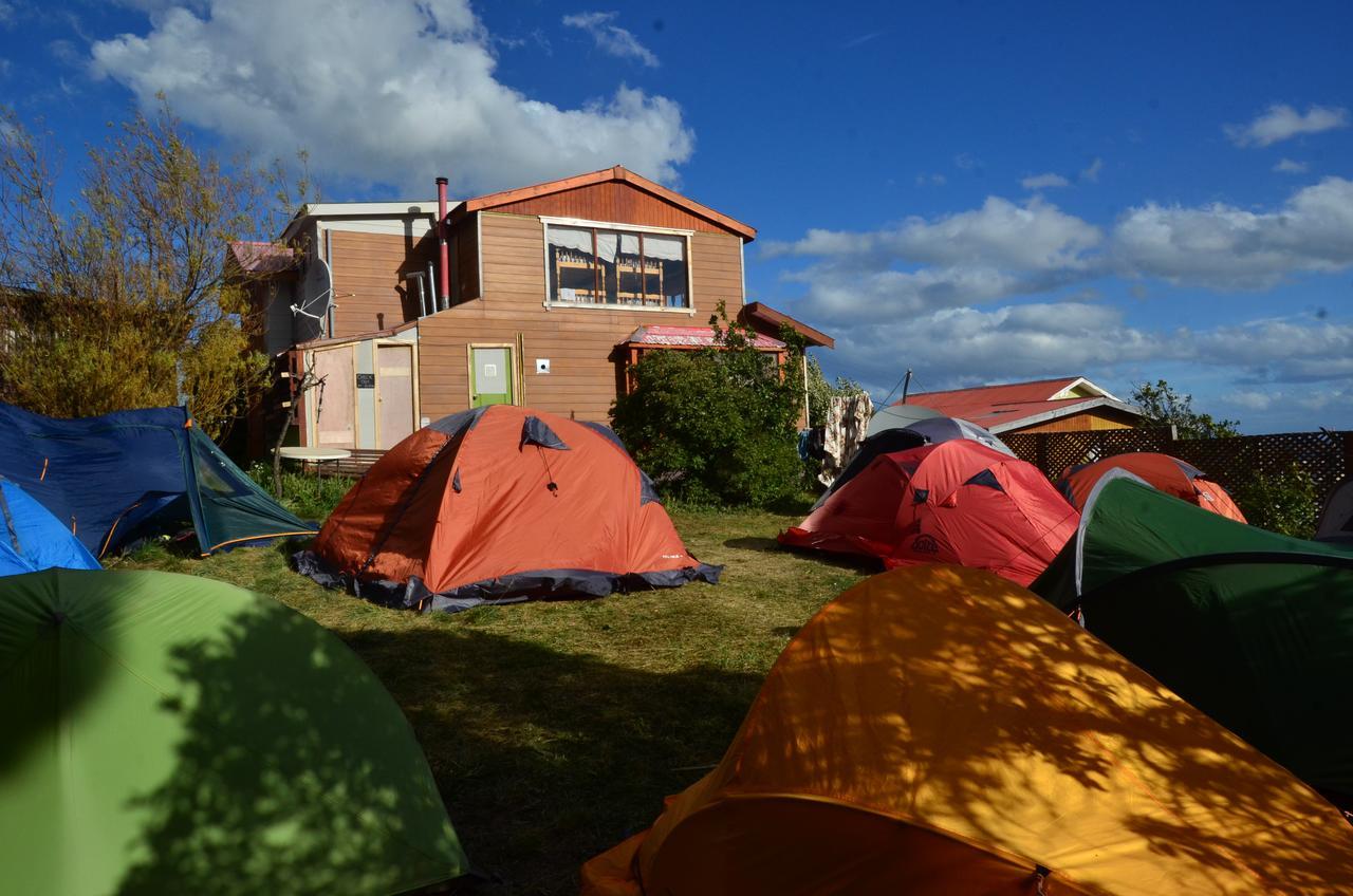 Hostal Backpacker Cortes Puerto Natales Exteriér fotografie